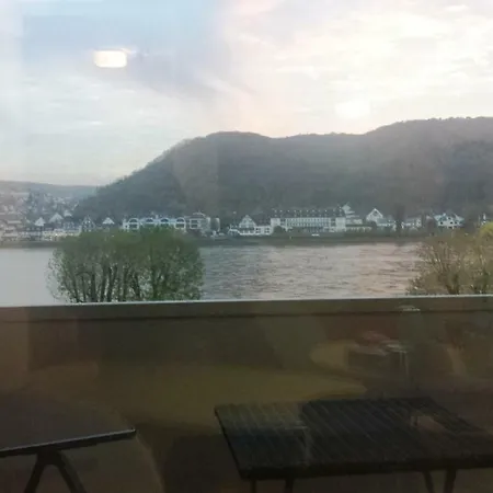 Modernisiertes Mit Rheinblick Bad Honningen